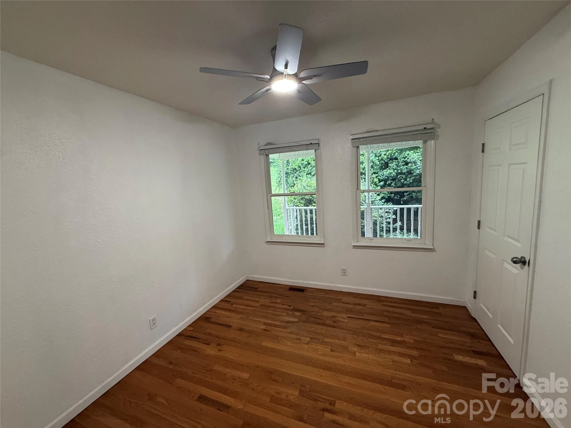 11 Aquarian Way - Photo 34