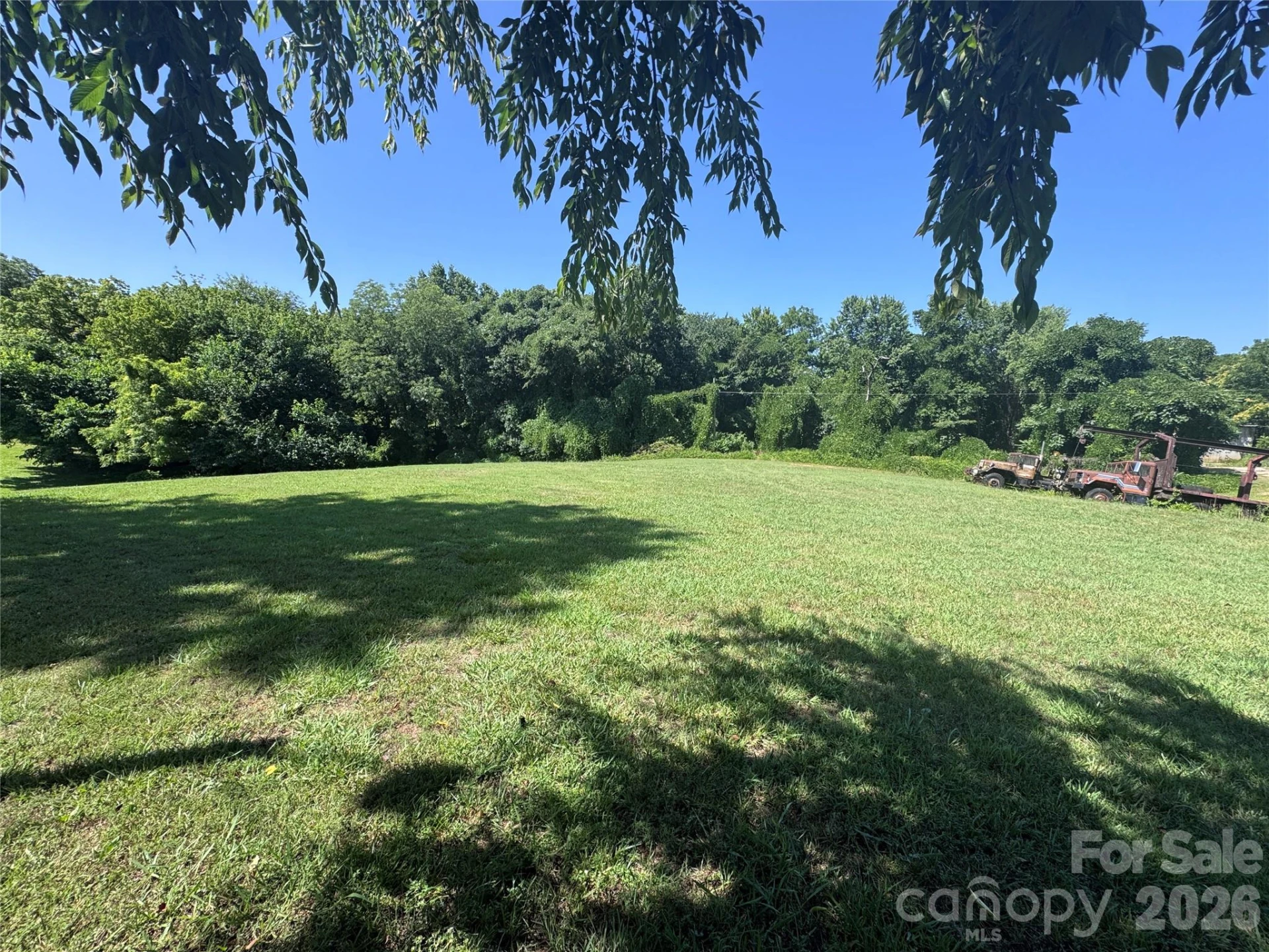 000 Miller Avenue - Photo 2