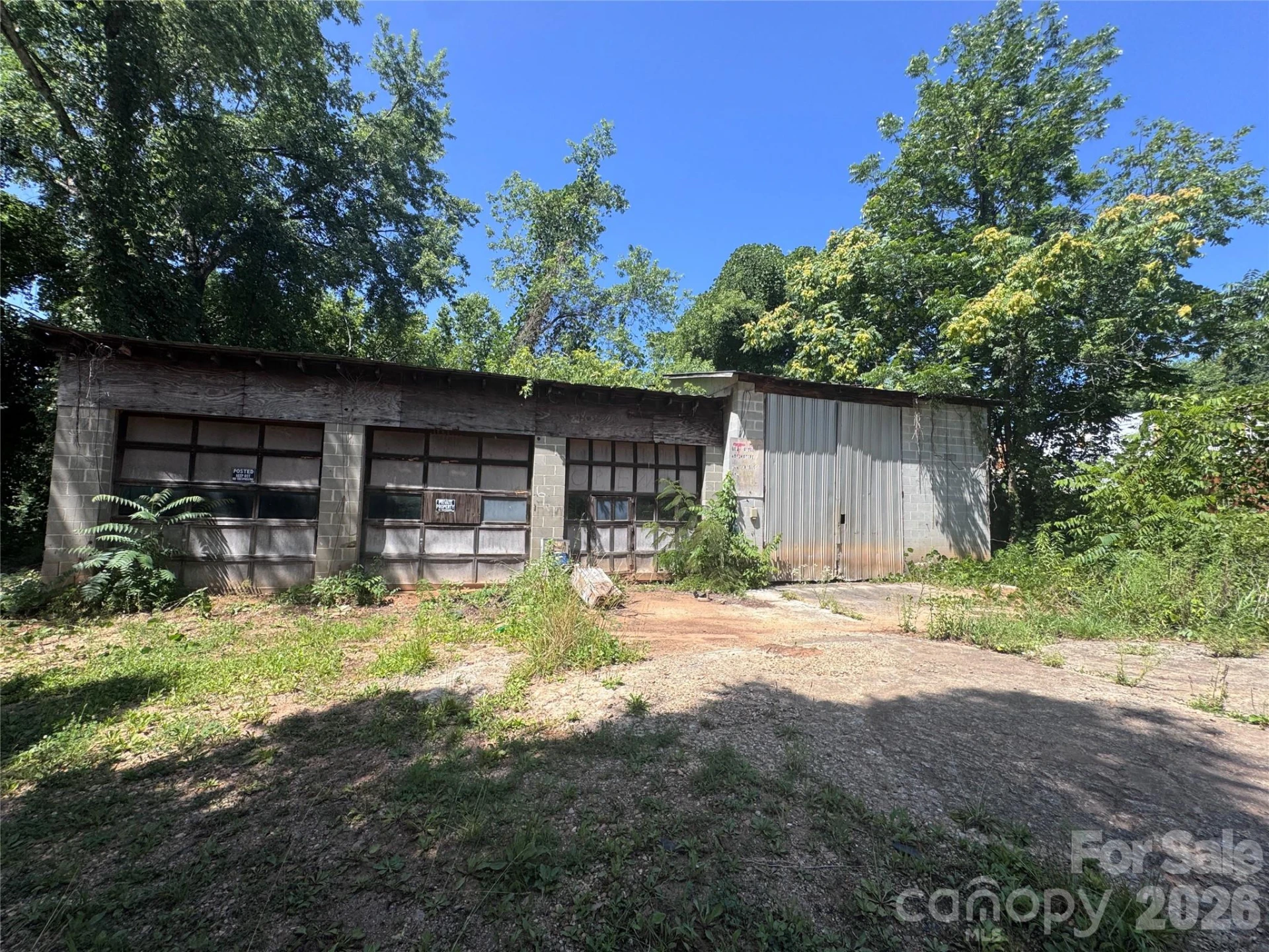000 Miller Avenue - Photo 8