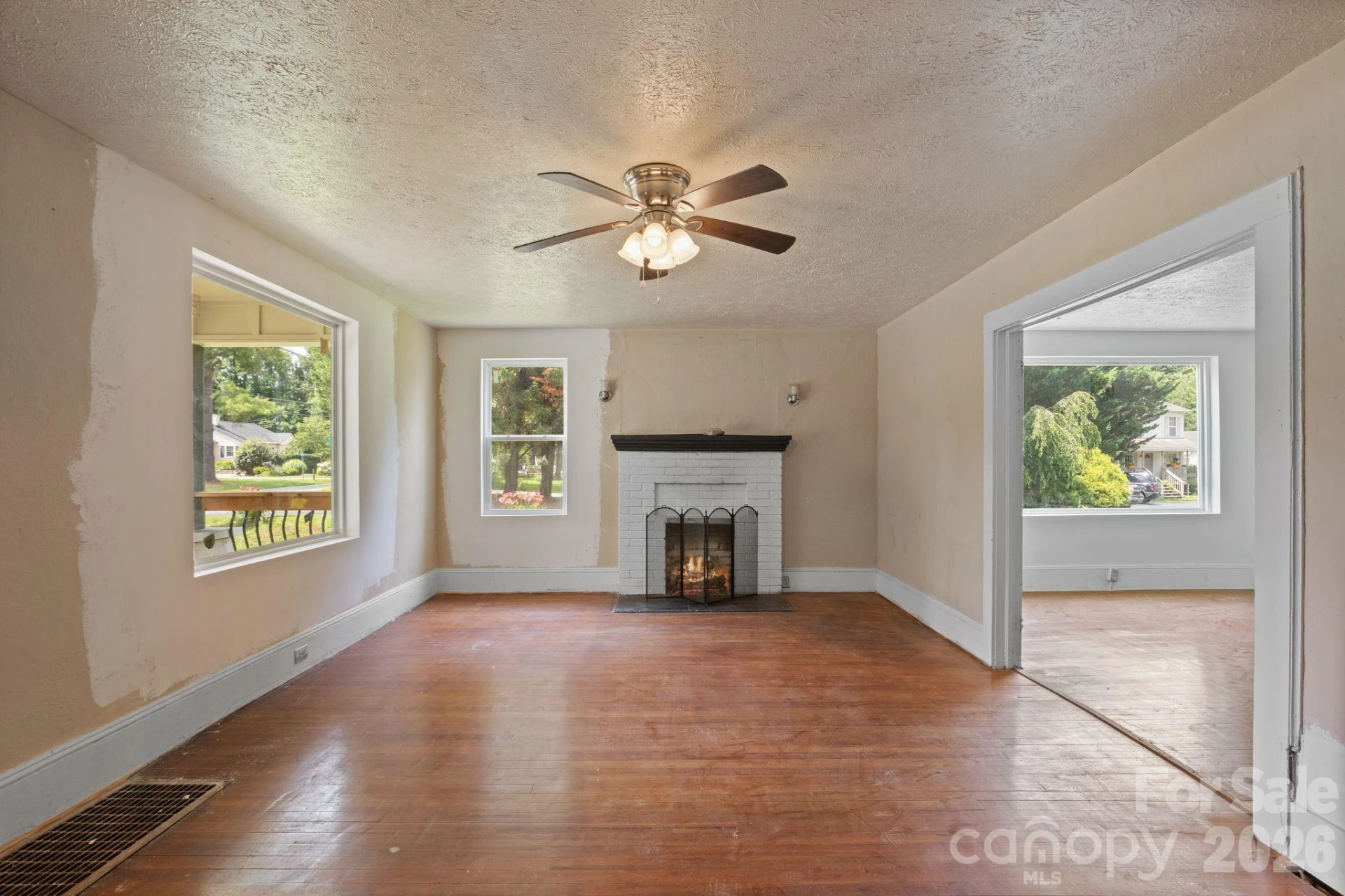 1434 S Main Street - Photo 4