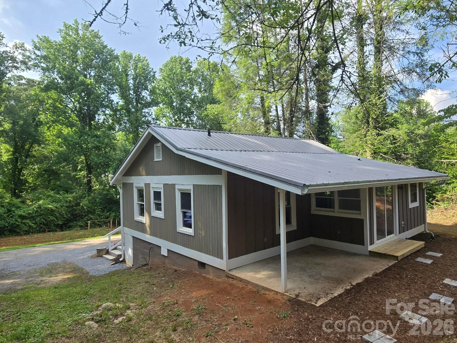 61 Wright Lane - Photo 3