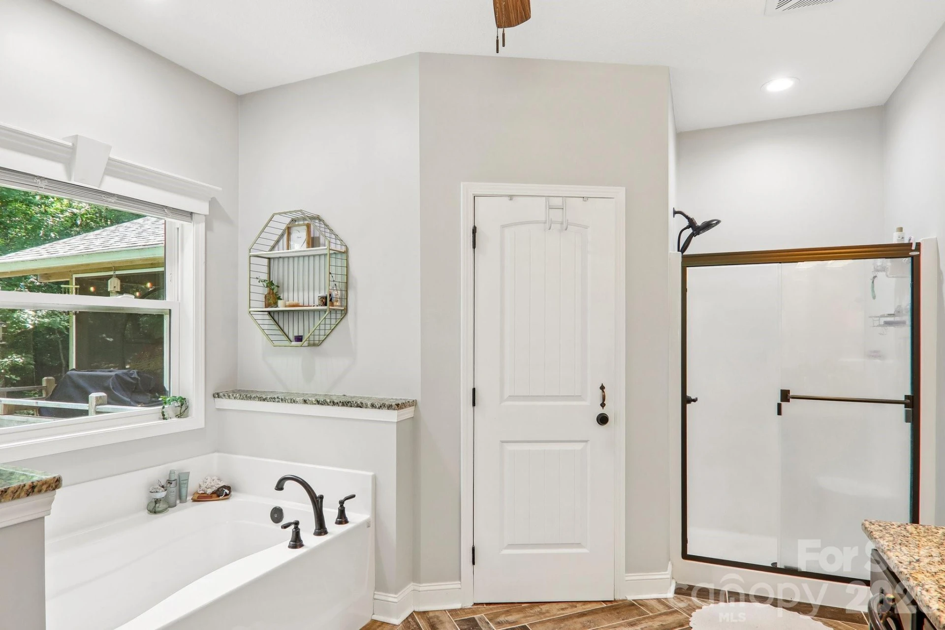 24 Caroline Lane - Photo 16