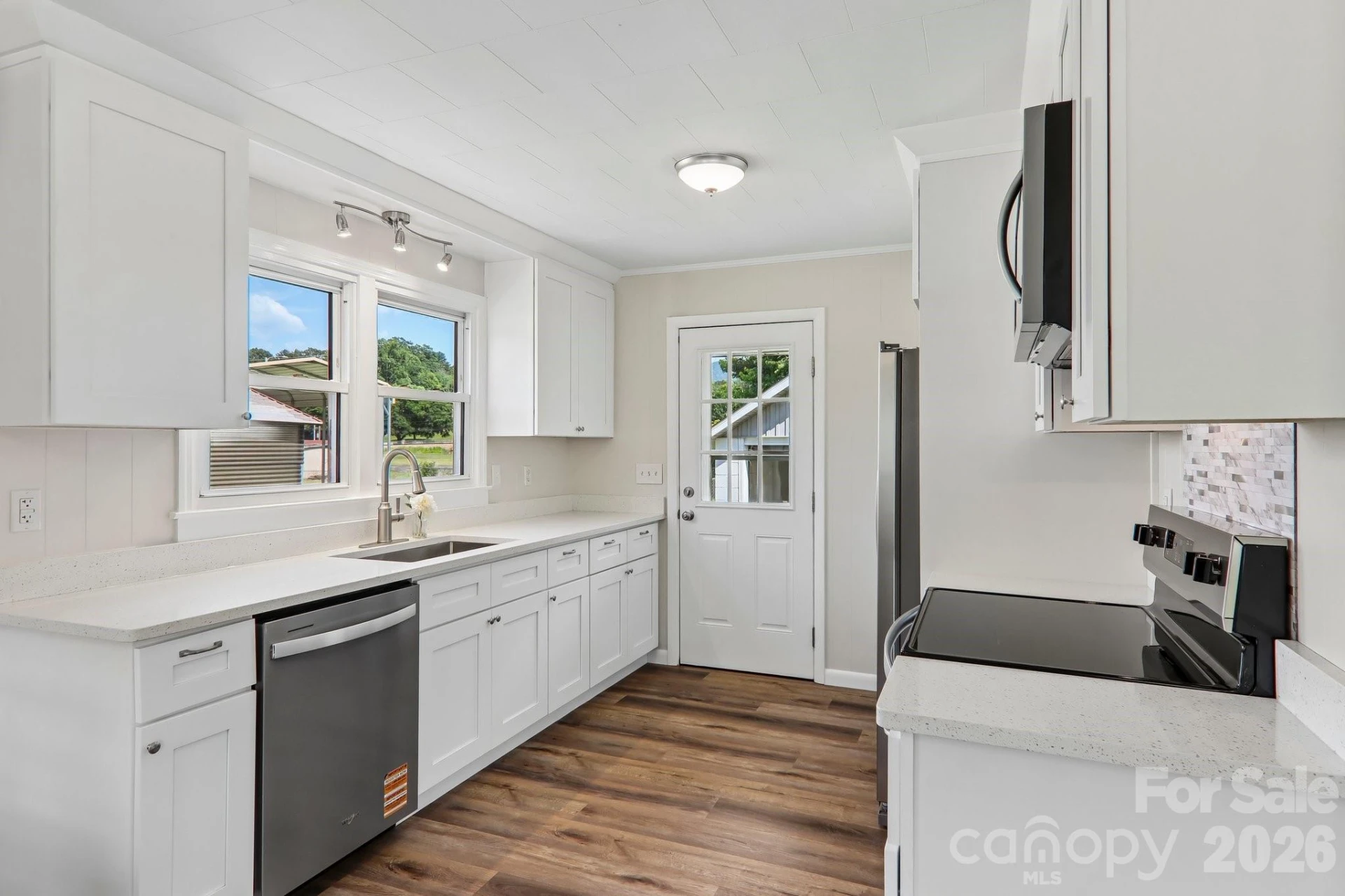 363 Killian Street - Photo 28