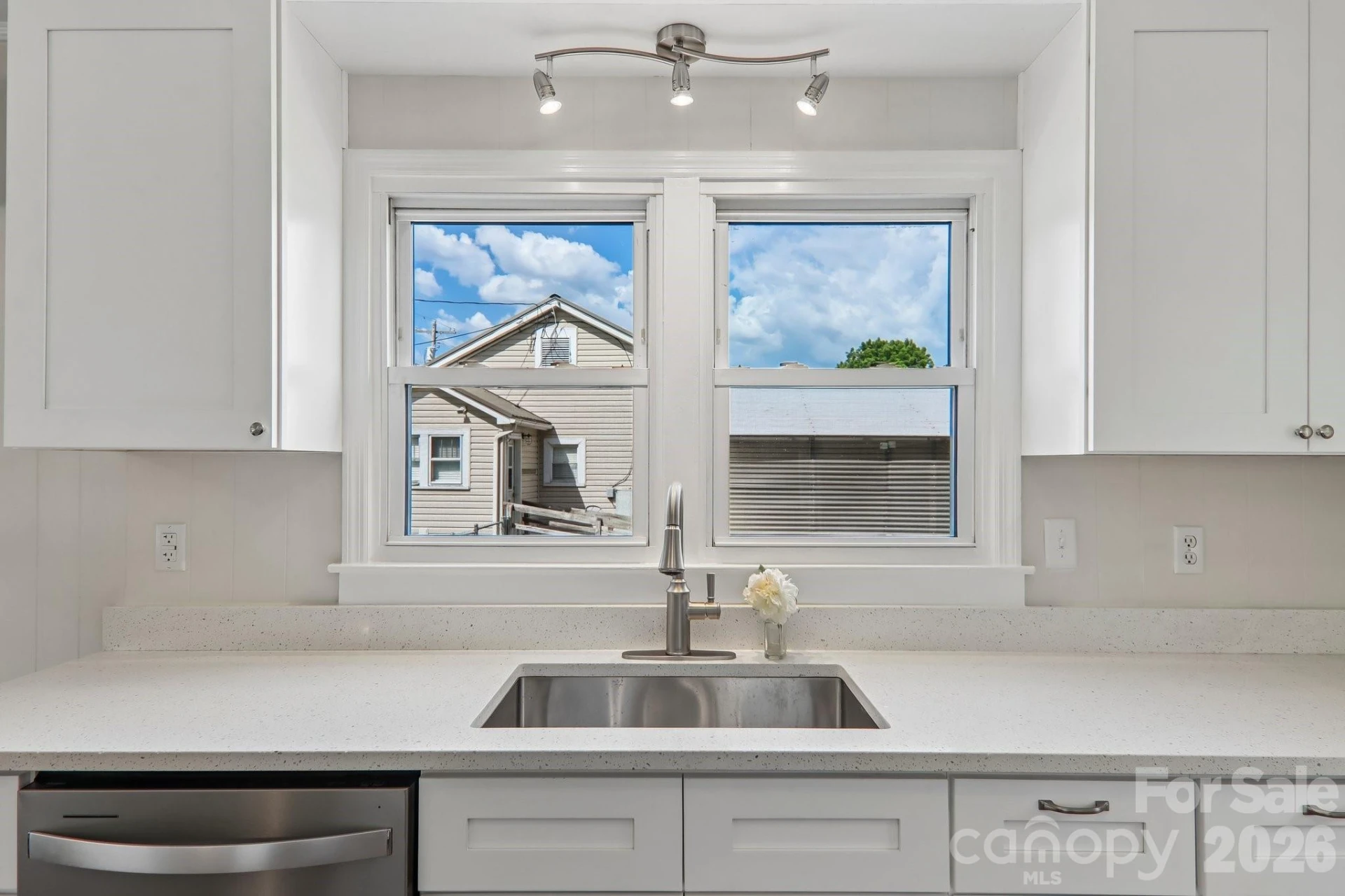 363 Killian Street - Photo 8