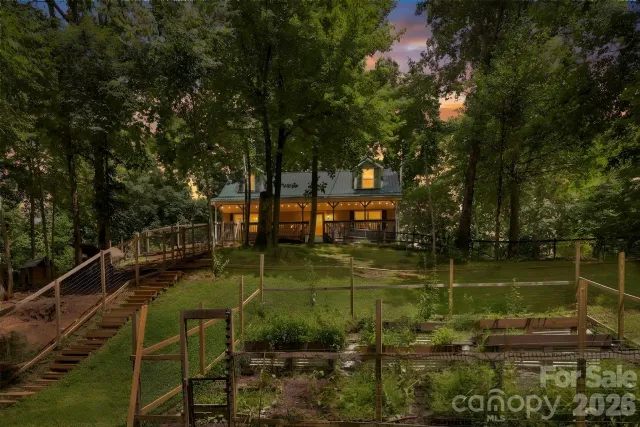 46 Michele Lane, Leicester, NC, 28748