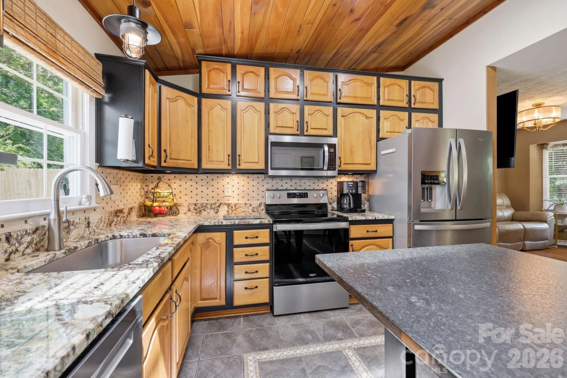220 Bradshaw Avenue - Photo 16
