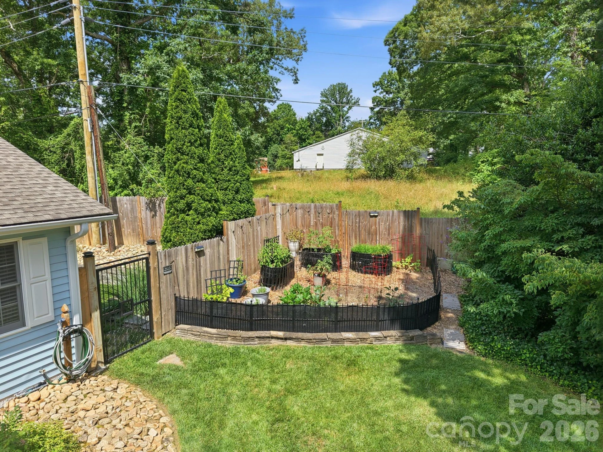220 Bradshaw Avenue - Photo 38