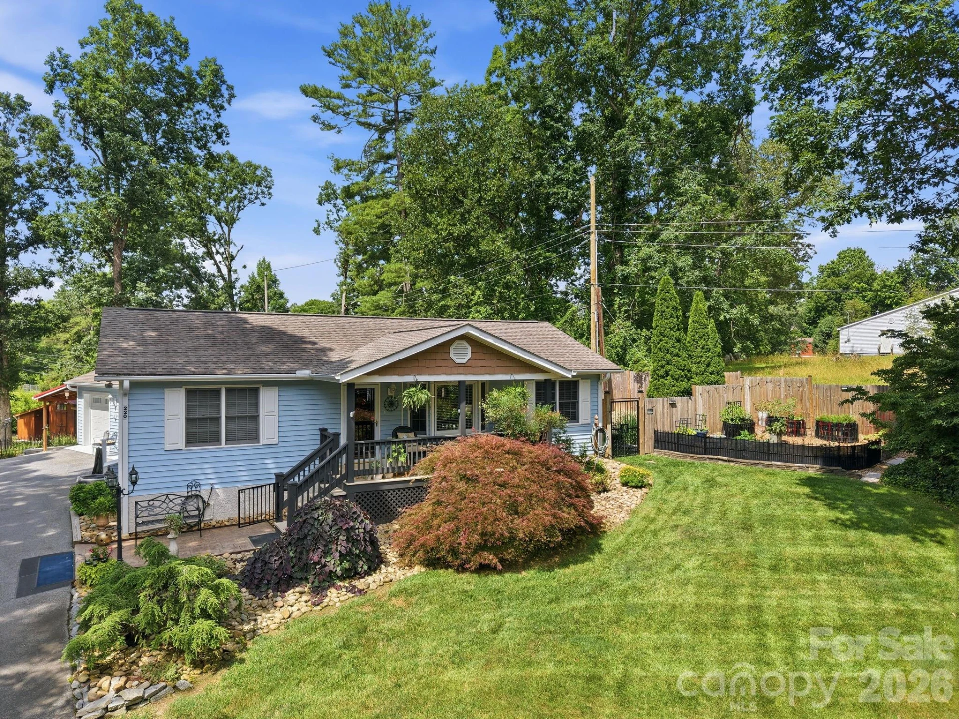 220 Bradshaw Avenue - Photo 6