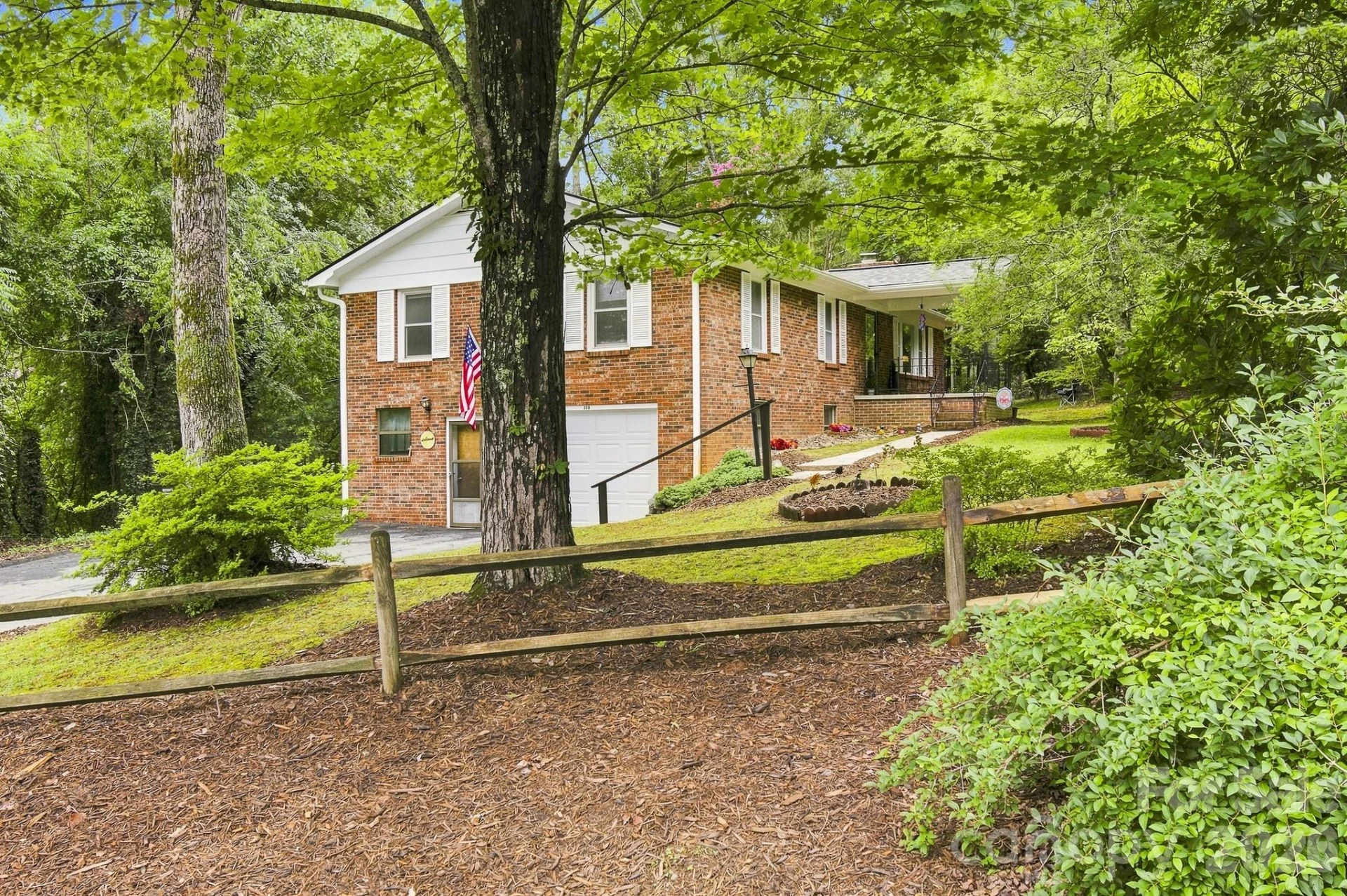108 Arthur Lane - Photo 3
