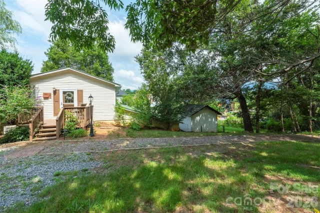 223 Davidson Road