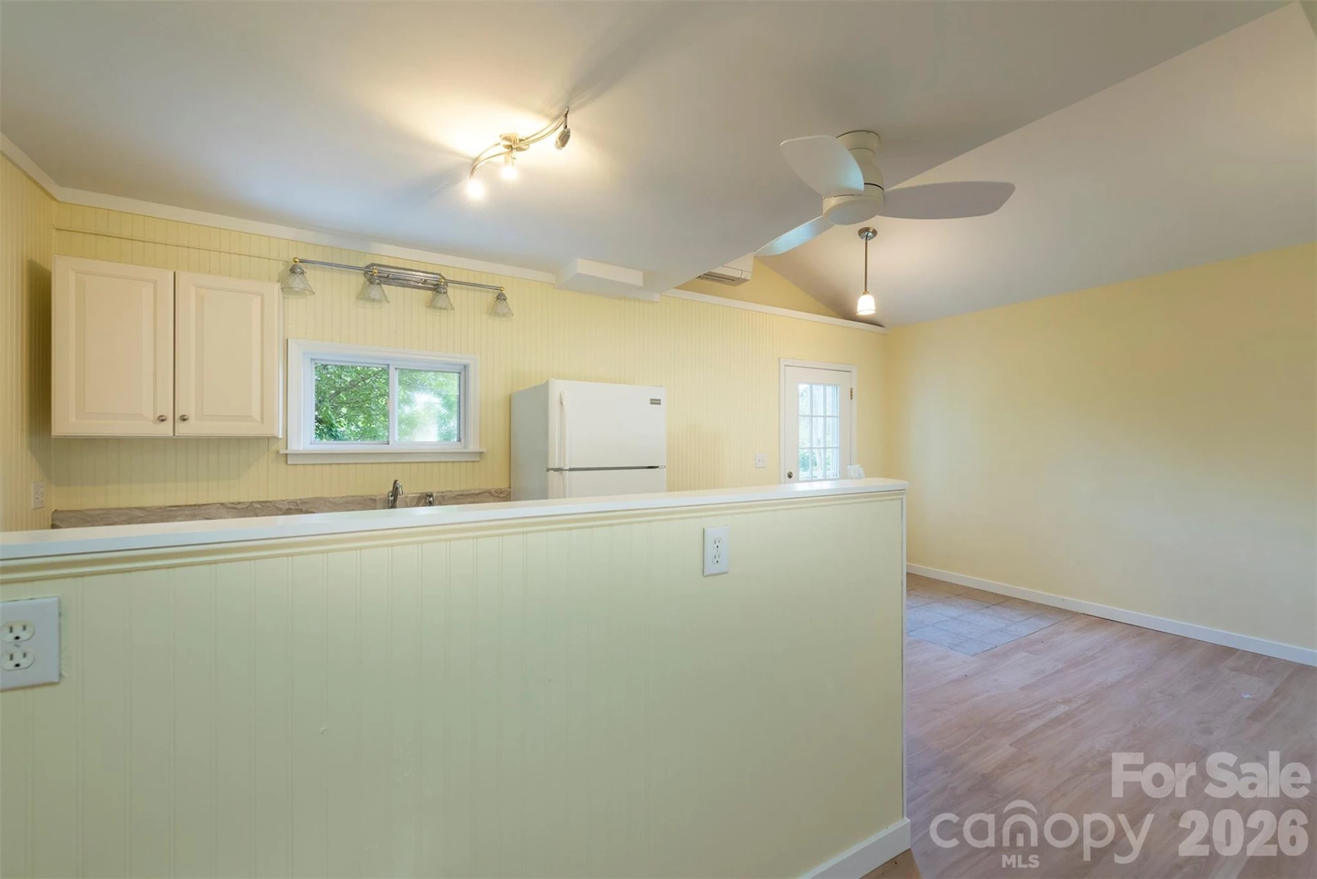 223 Davidson Road - Photo 32