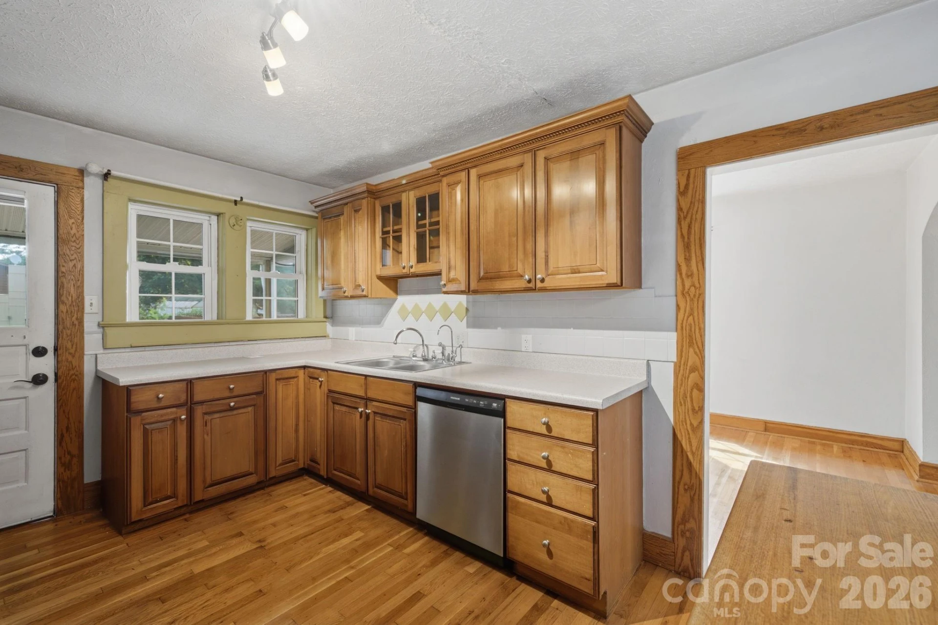 108 Patton Avenue - Photo 15