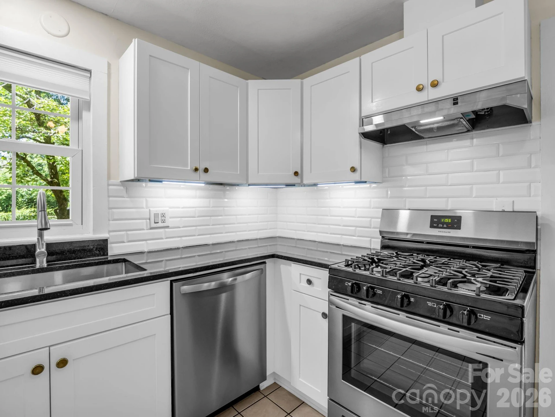 117 Whitney Avenue - Photo 20