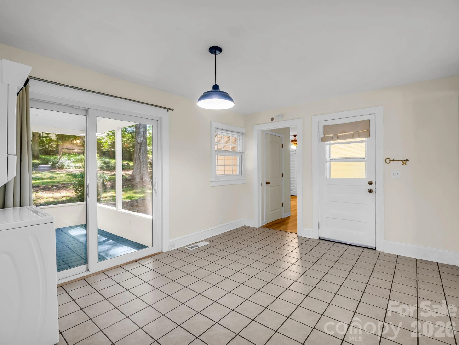 117 Whitney Avenue - Photo 23