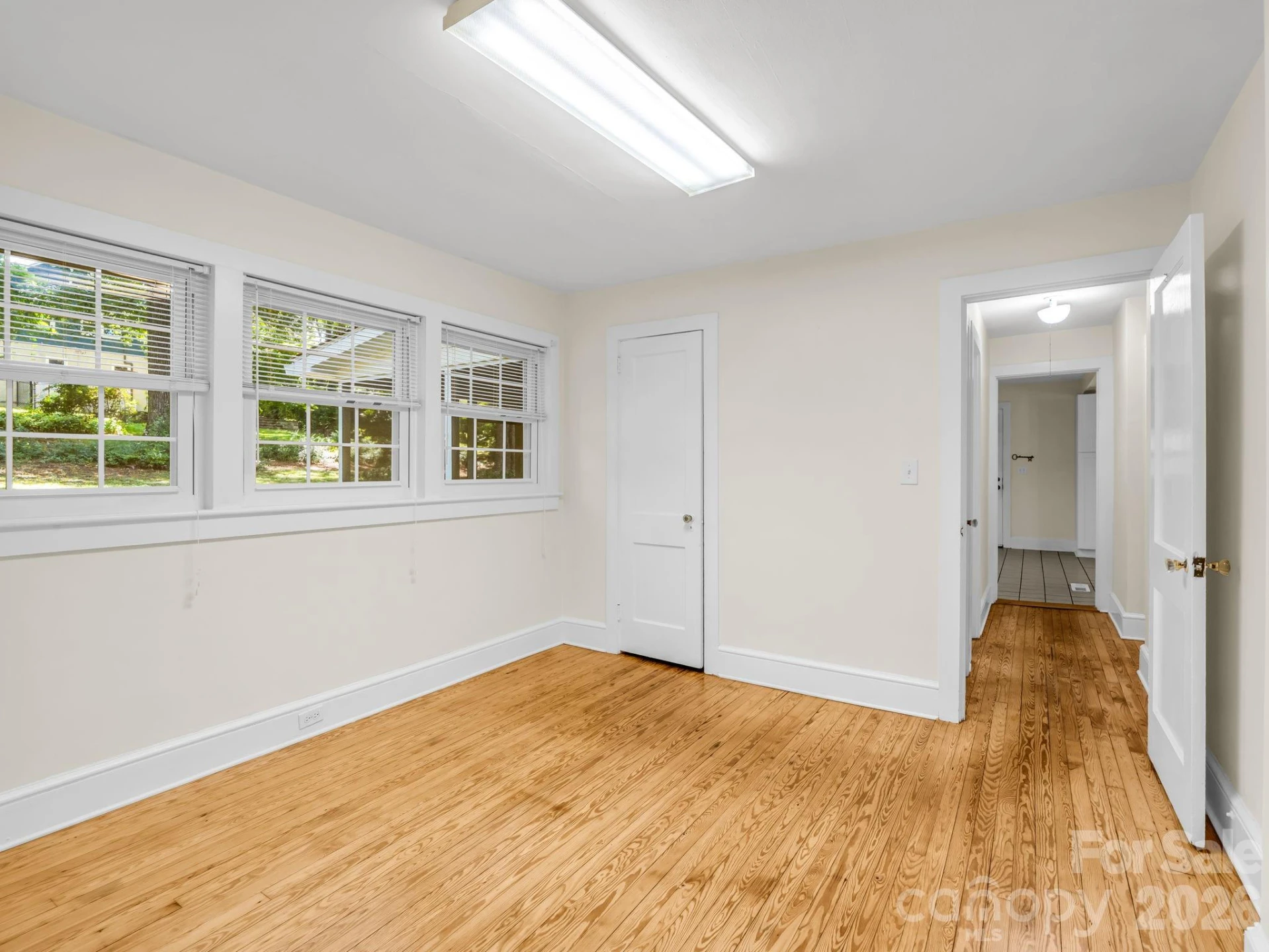 117 Whitney Avenue - Photo 32