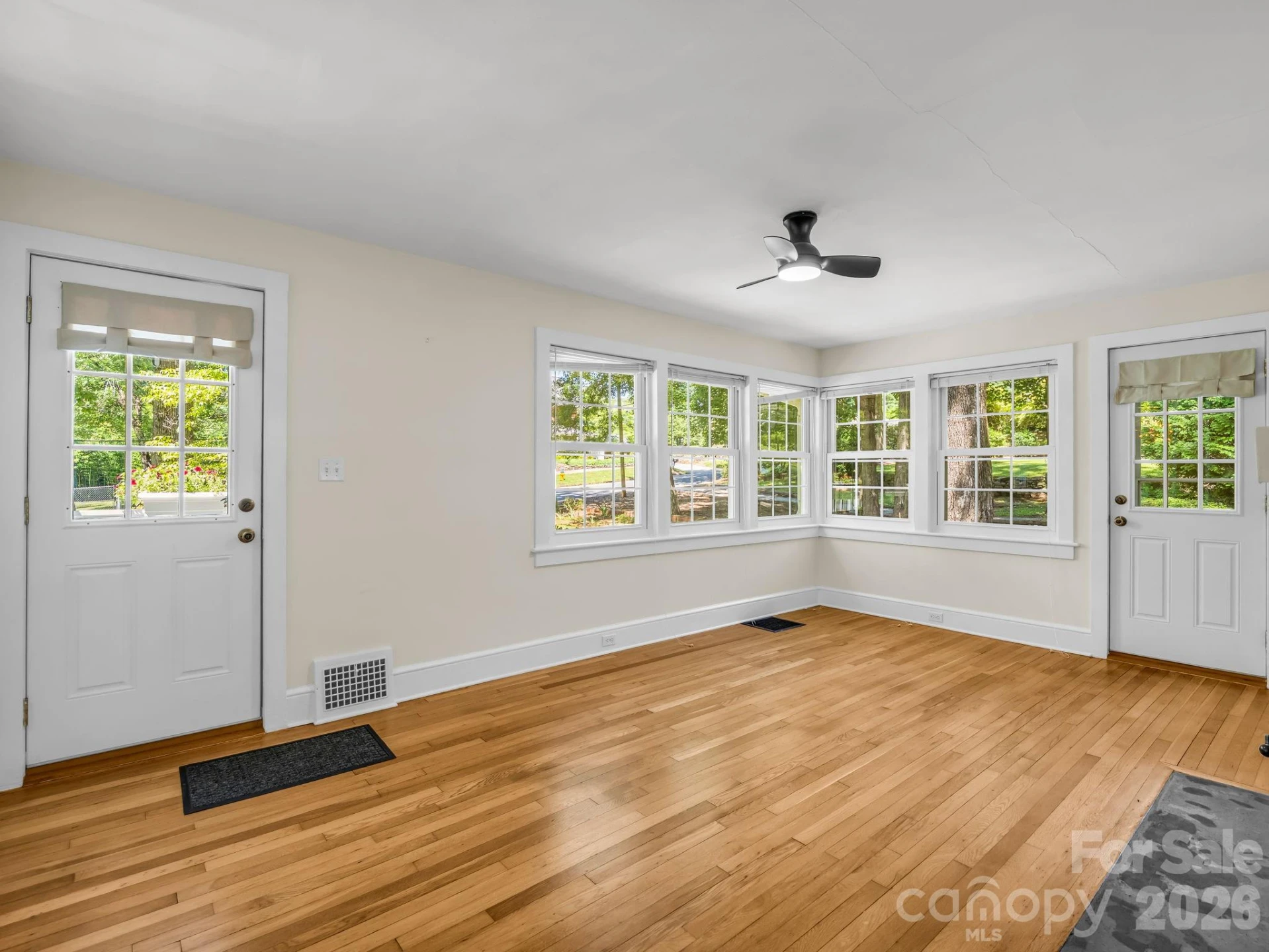 117 Whitney Avenue - Photo 13