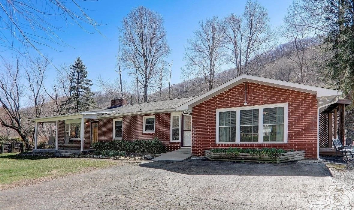 2541 Dellwood Road - Photo 2