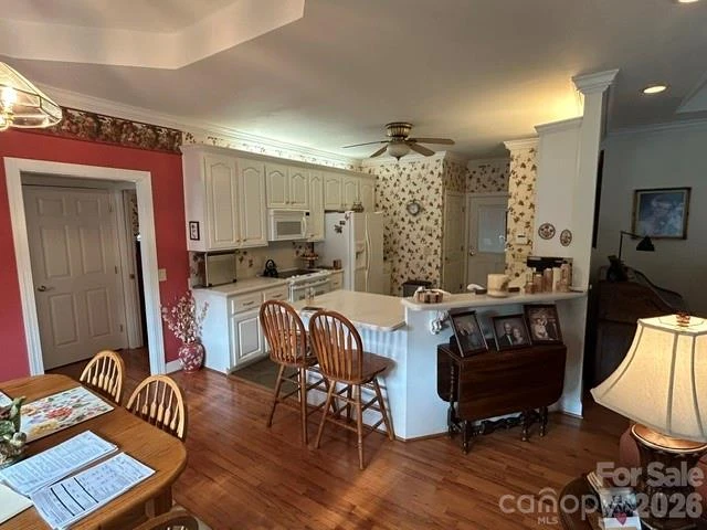 343 Countryside Drive - Photo 11