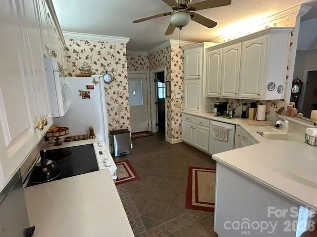 343 Countryside Drive - Photo 12