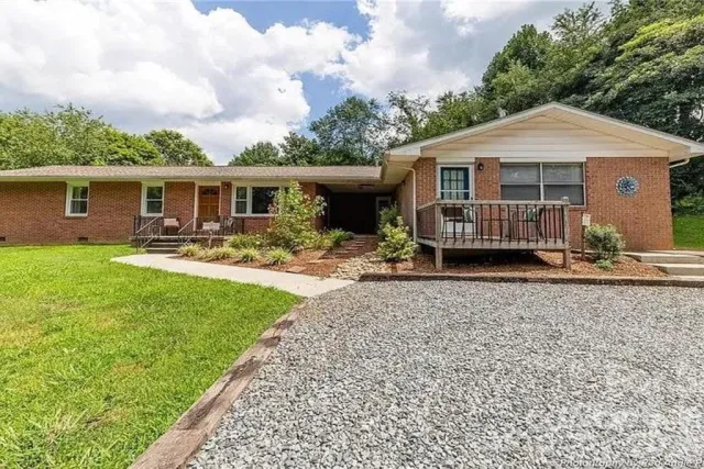96 Rolling Hills Road, Mills River, NC, 28759
