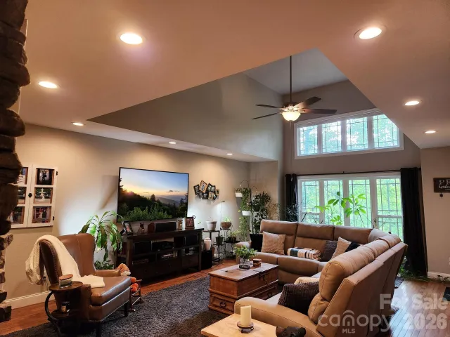 100 Hannah Drive, Mill Spring, NC, 28756