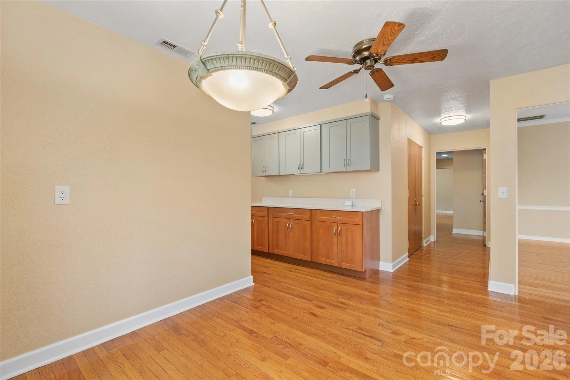 142 Country Club Drive - Photo 22