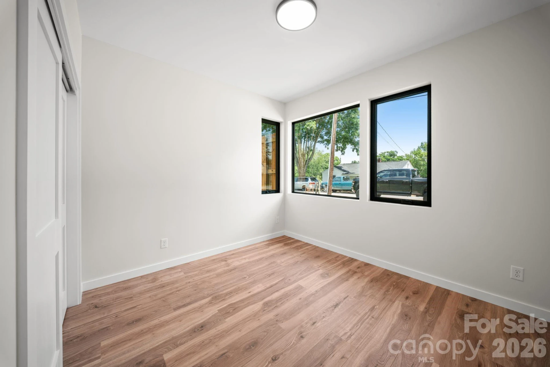 6 Sandhurst Drive - Photo 15