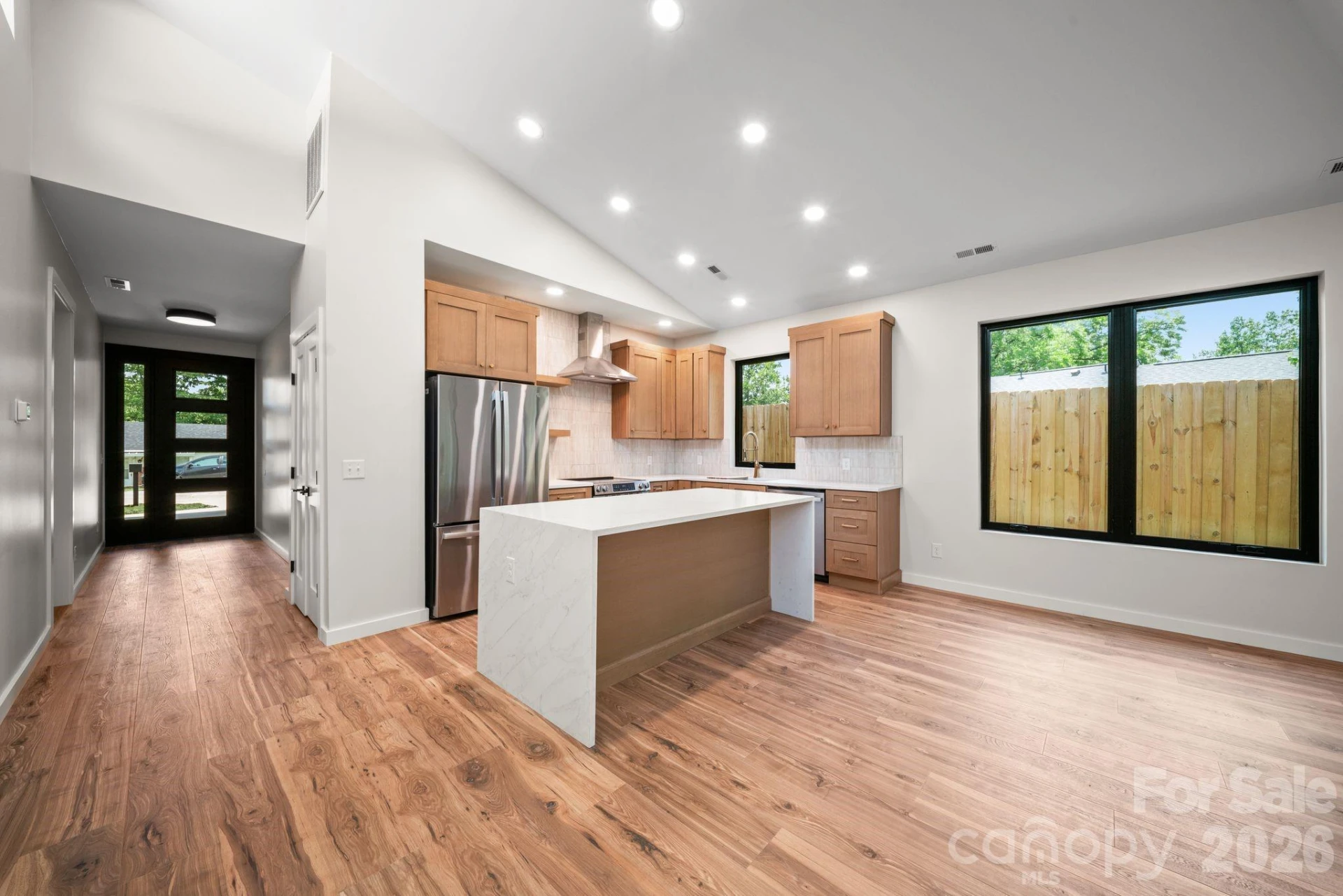 6 Sandhurst Drive - Photo 3