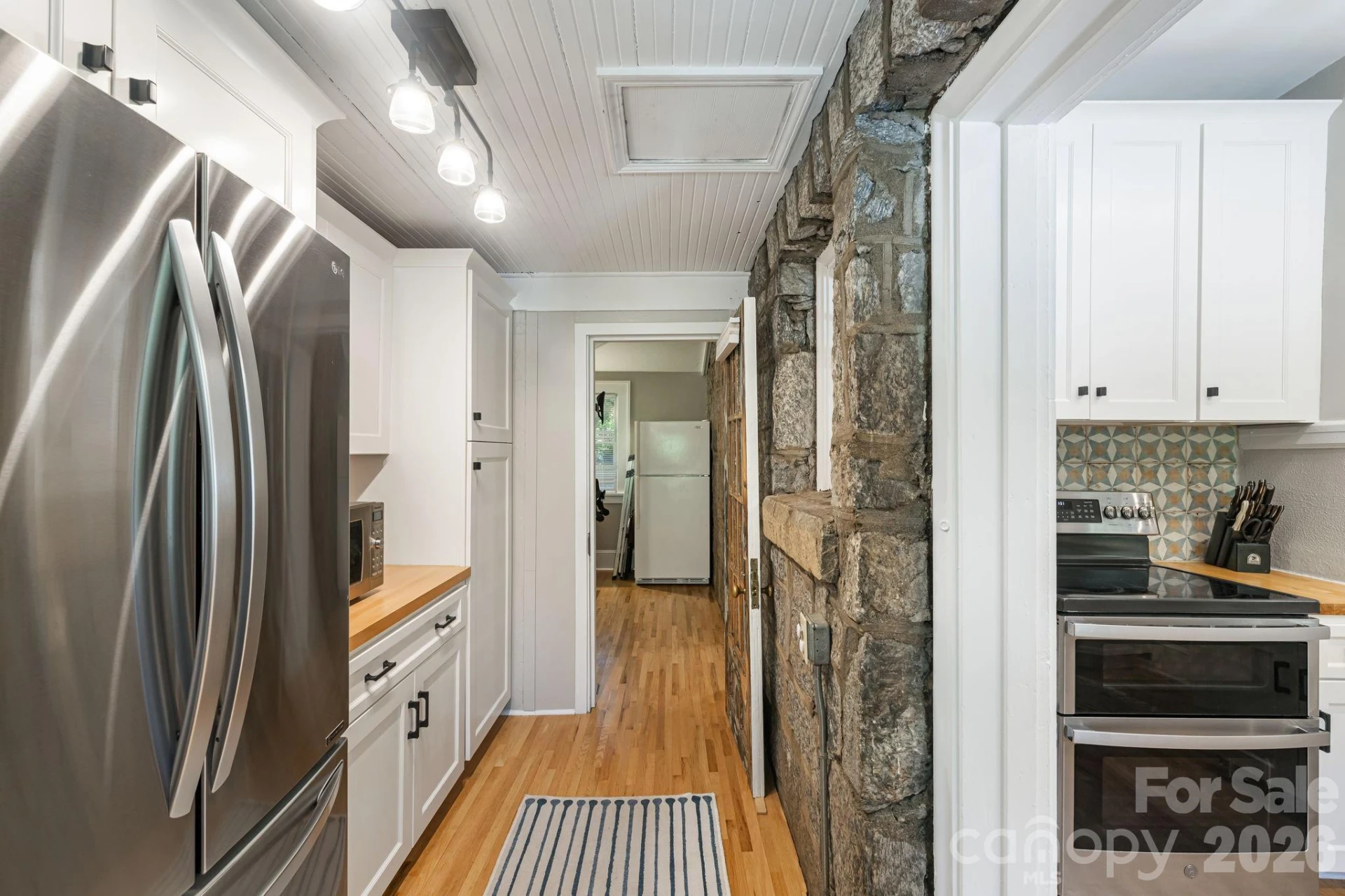 25 Saint Dunstans Circle - Photo 14