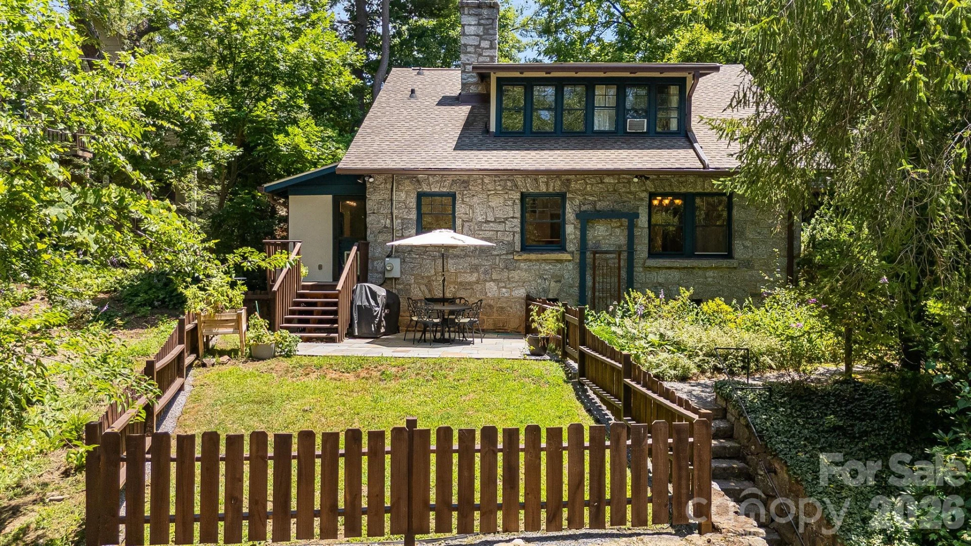 25 Saint Dunstans Circle - Photo 32