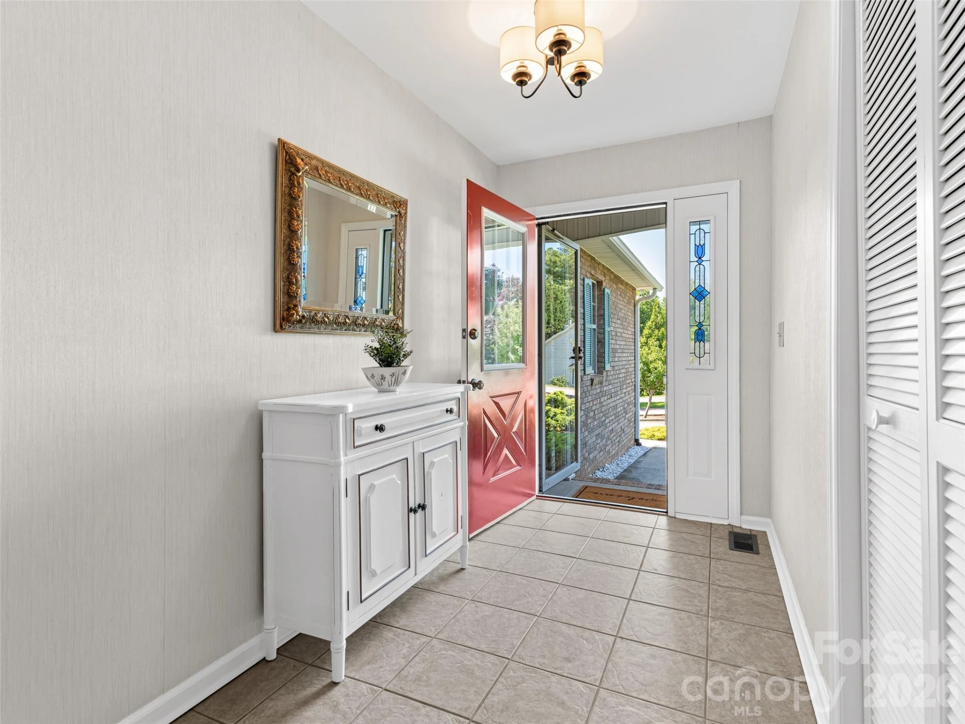 8 Park Avenue - Photo 3