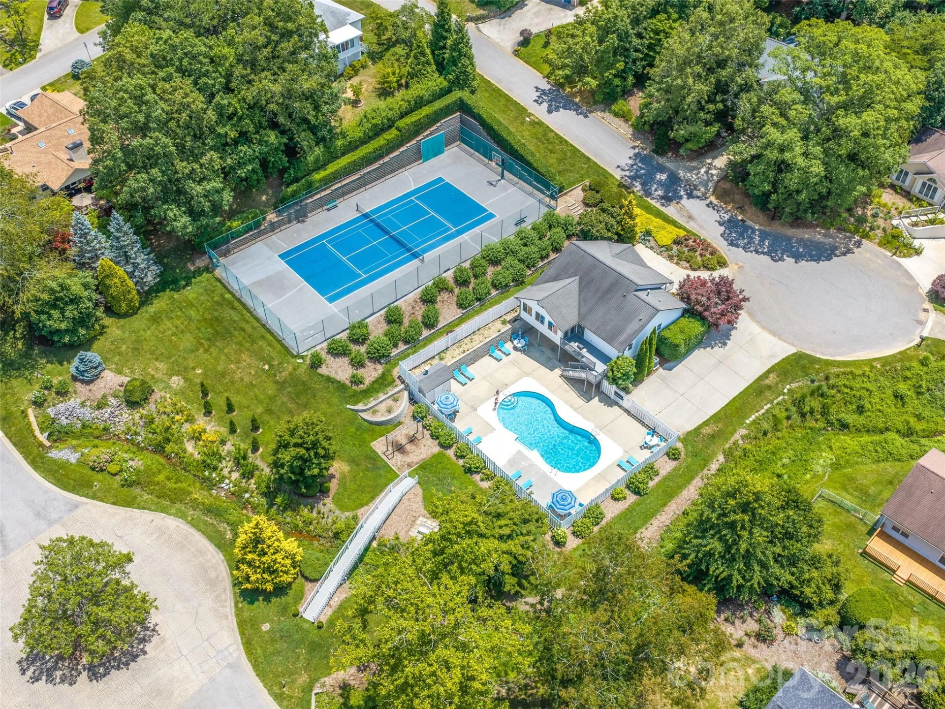 8 Park Avenue - Photo 23