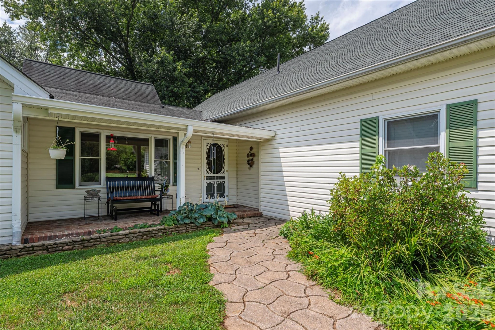 1075 Moody Farm Road - Photo 3
