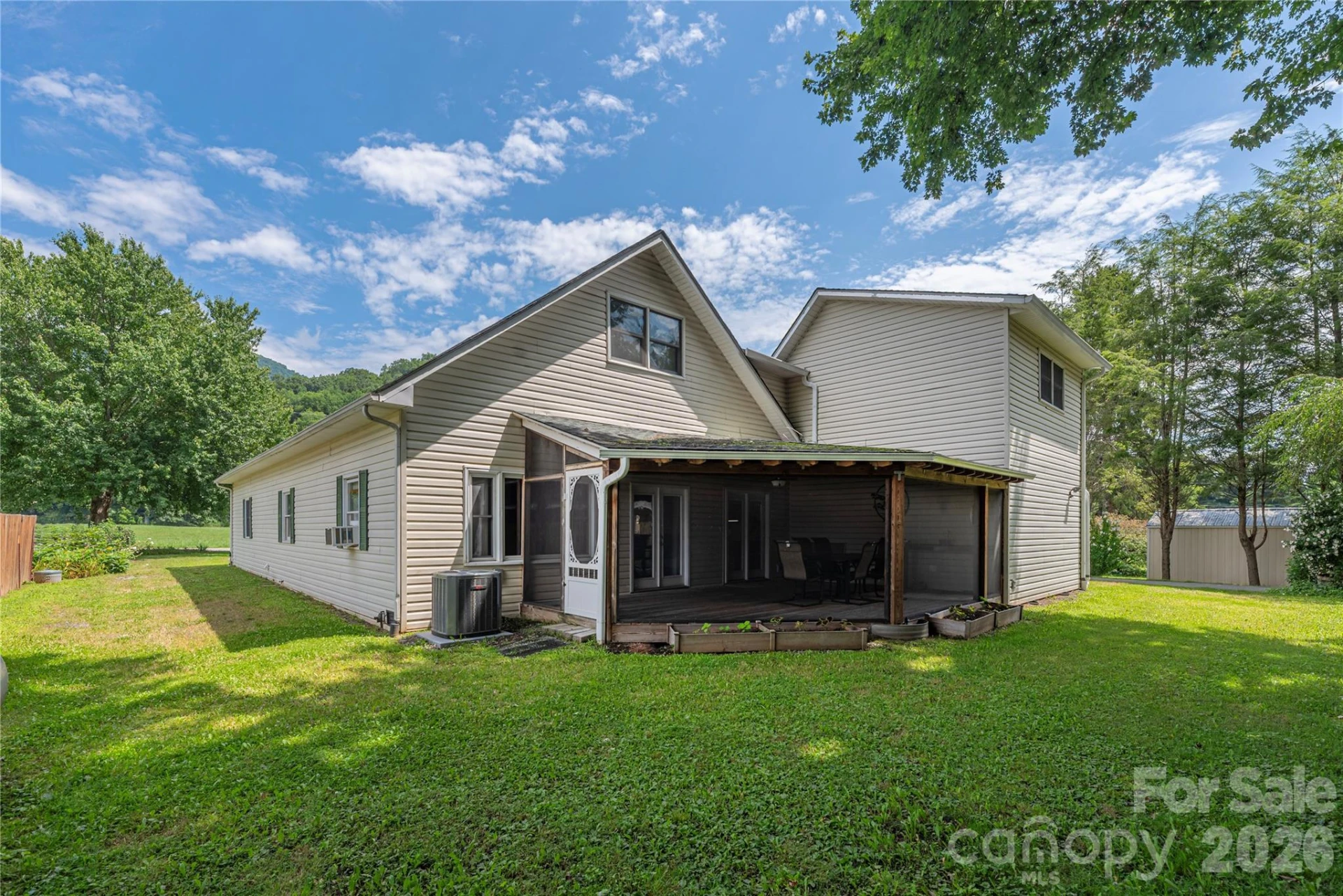 1075 Moody Farm Road - Photo 4