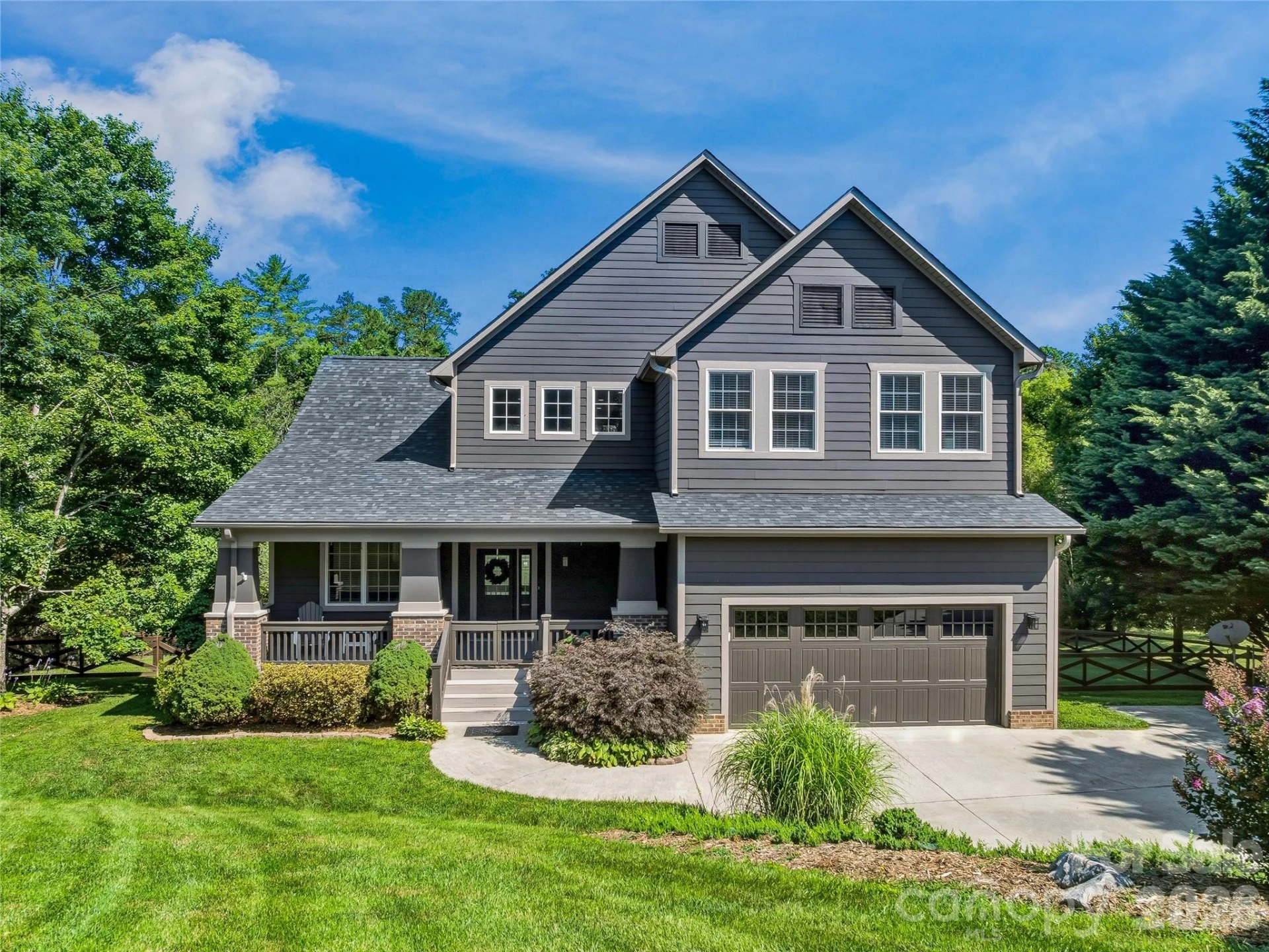 8 Old Farm House Road