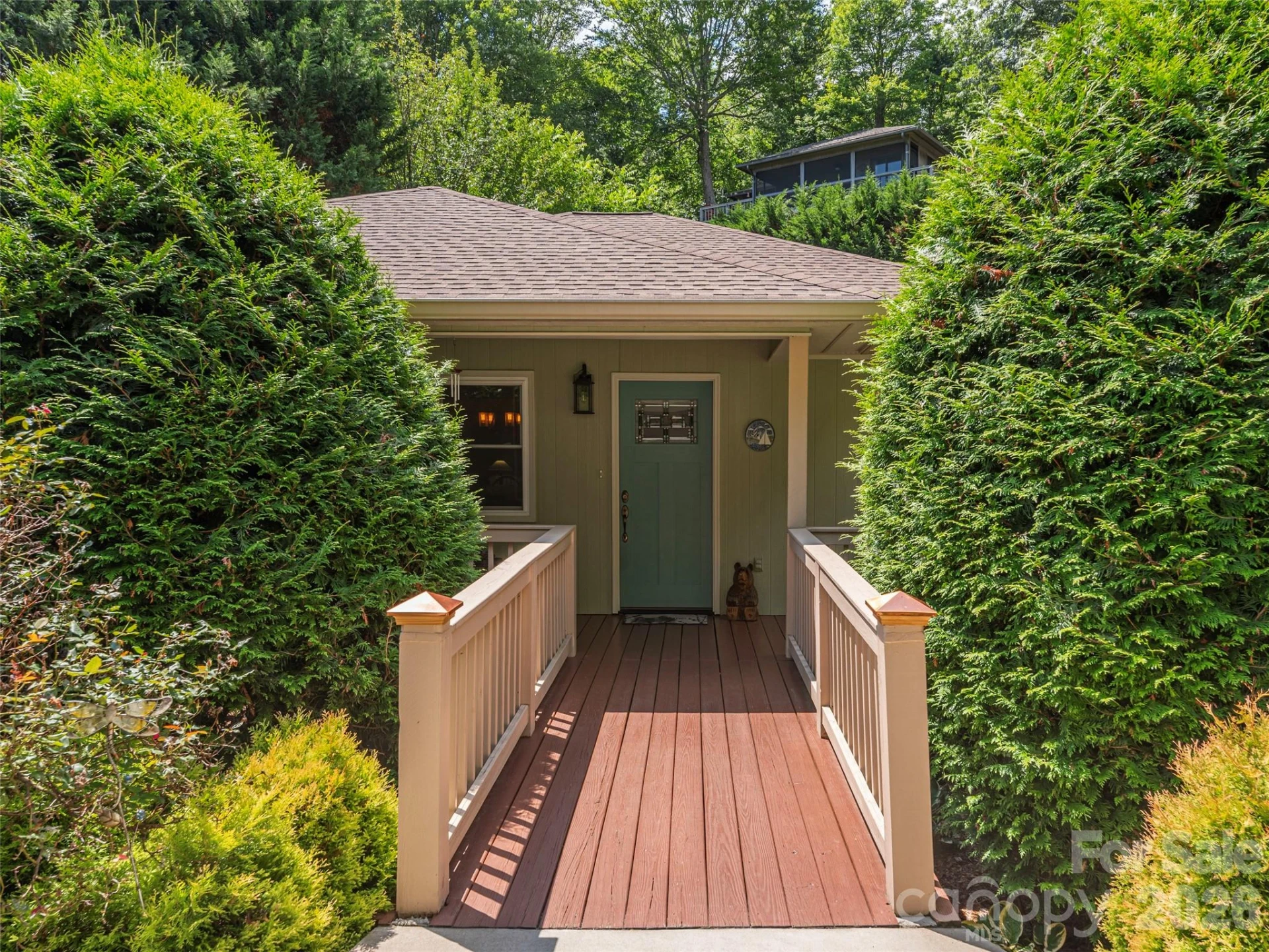 323 Hawks Crest Drive - Photo 3