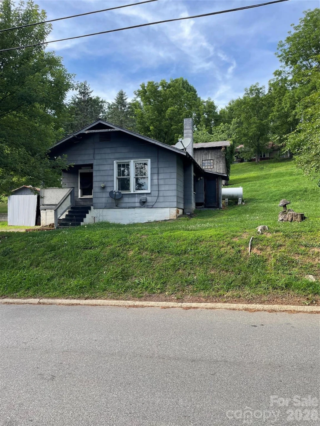 33 Holtzclaw Street - Photo 2