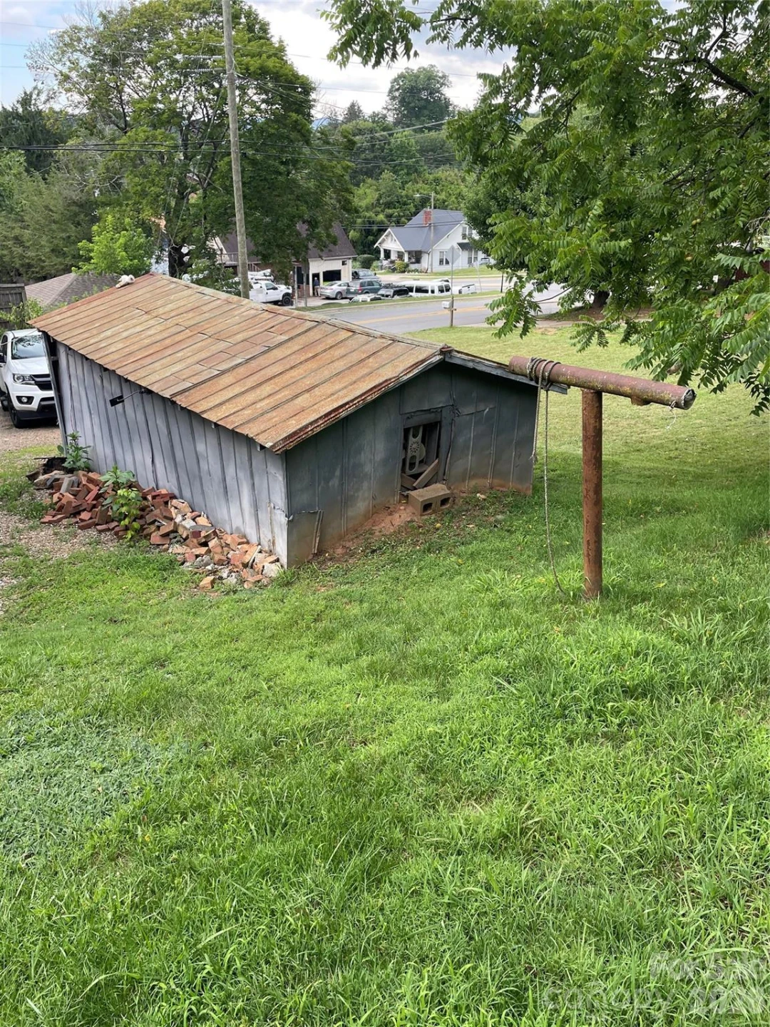33 Holtzclaw Street - Photo 8