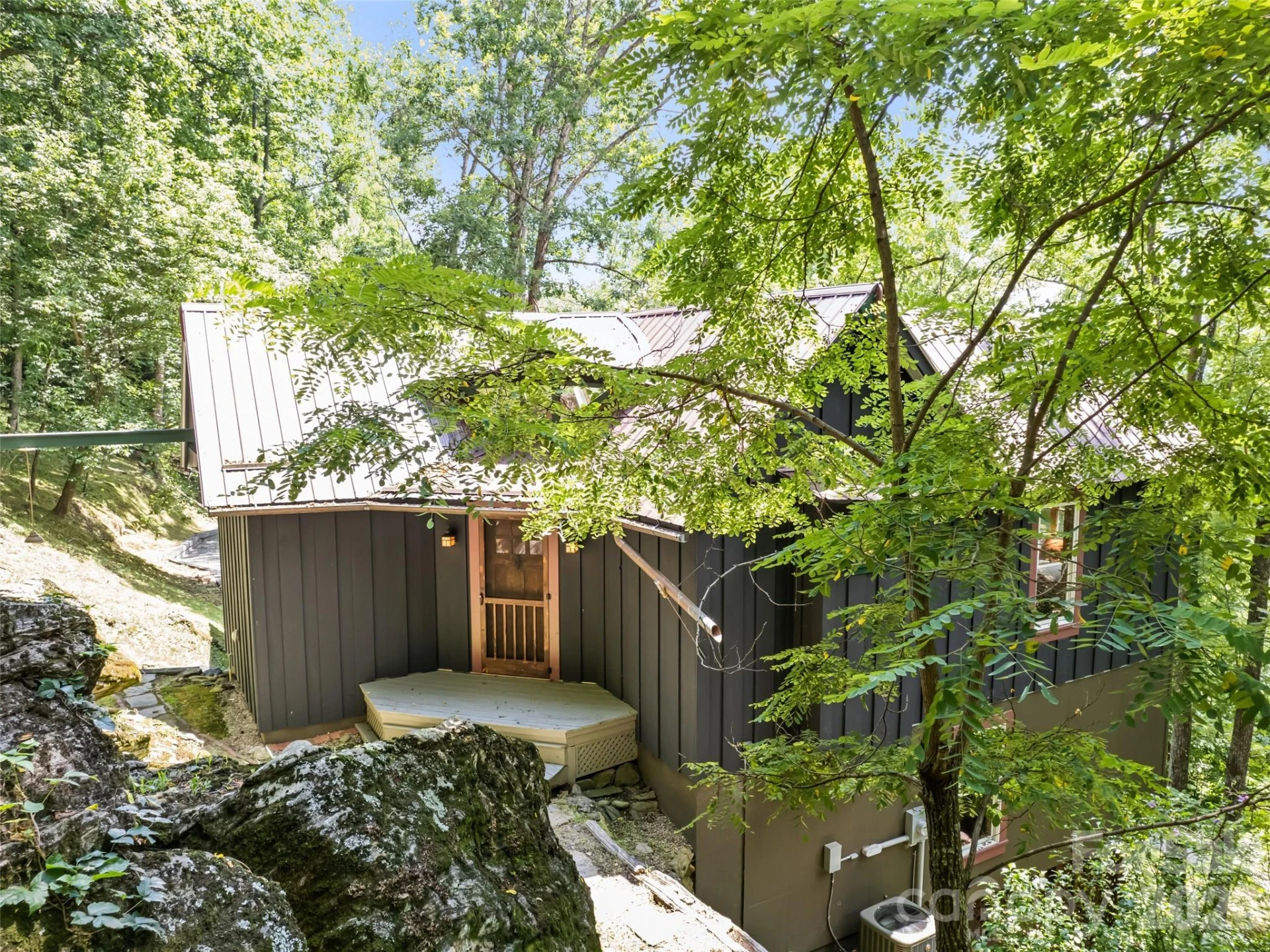 145 Hiaway Trail - Photo 10