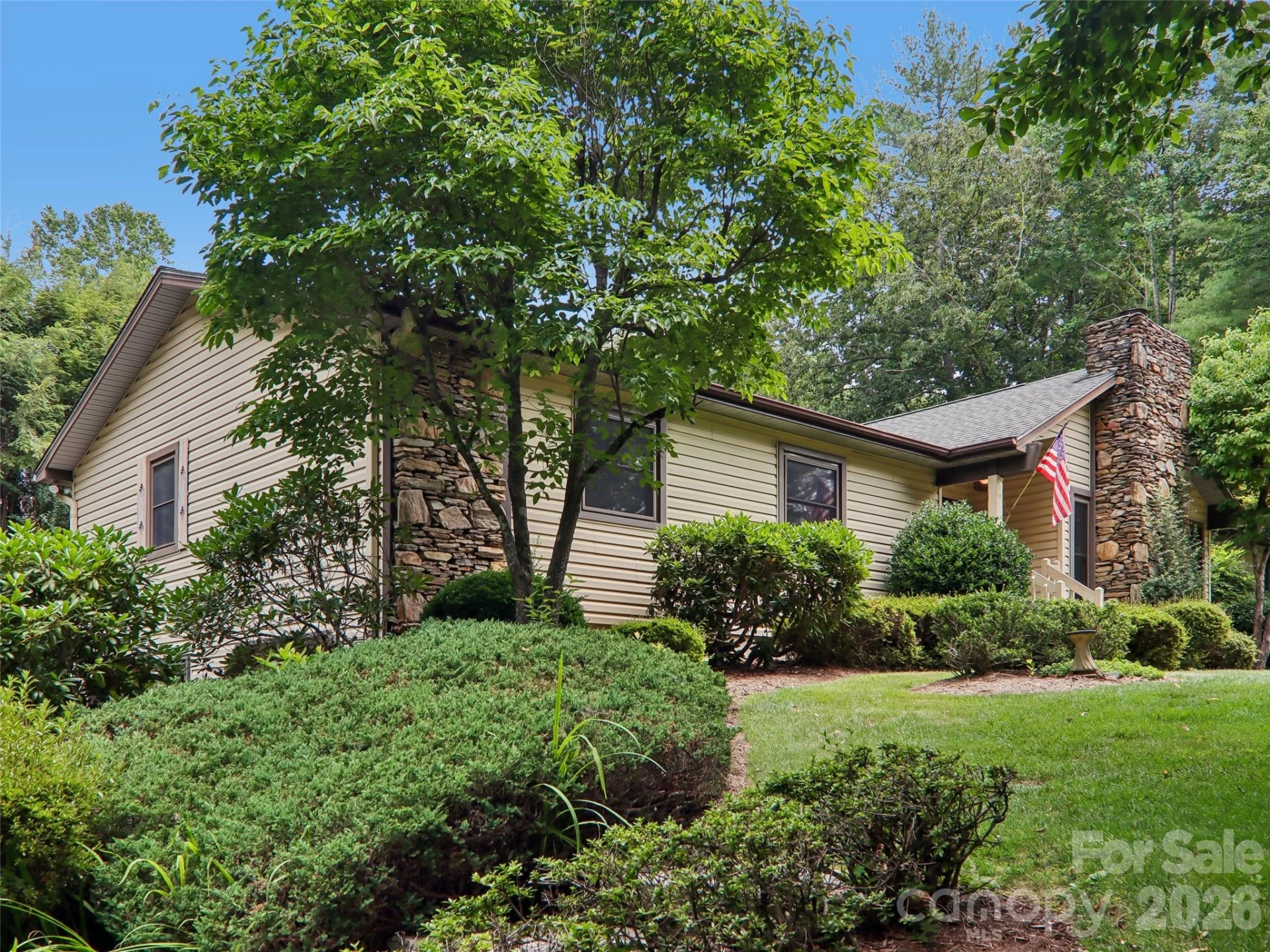 1 Bridle Path Court - Photo 2