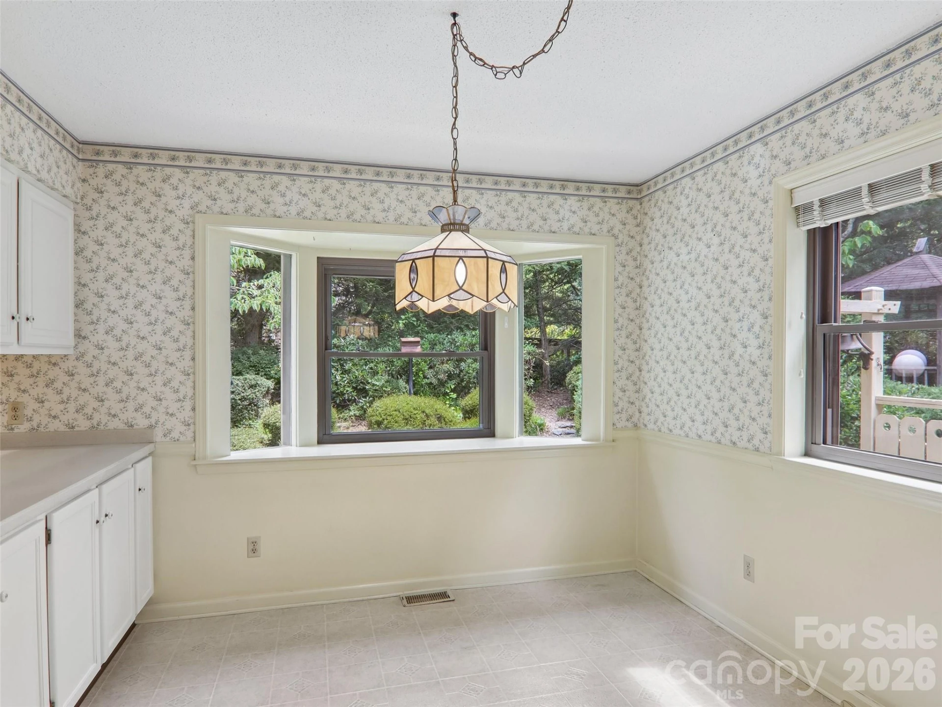 1 Bridle Path Court - Photo 14