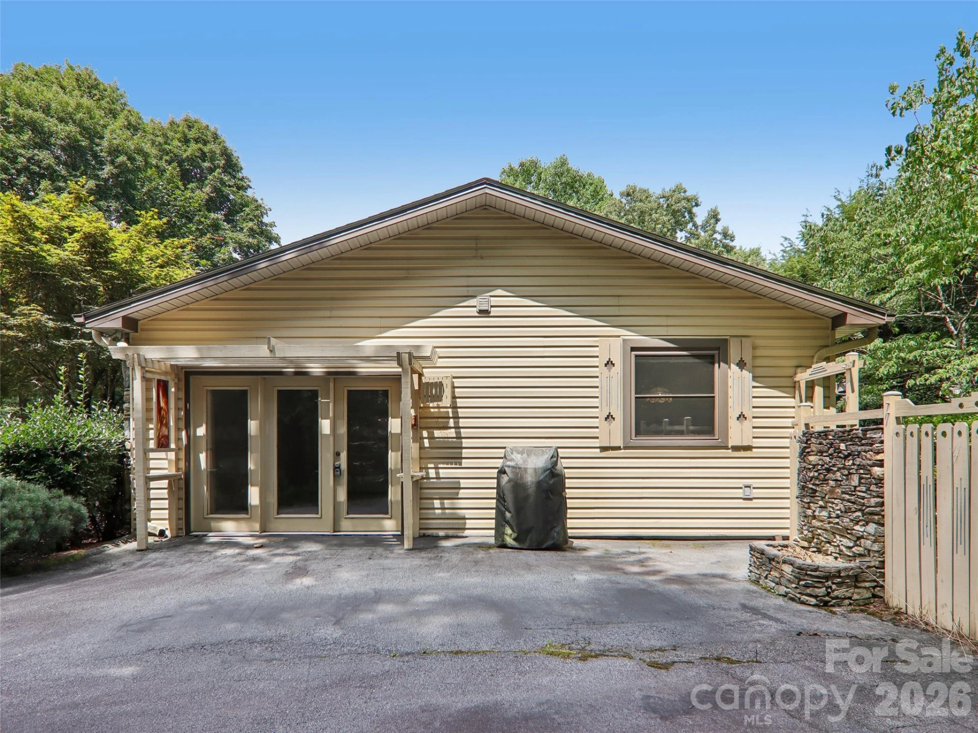 1 Bridle Path Court - Photo 39
