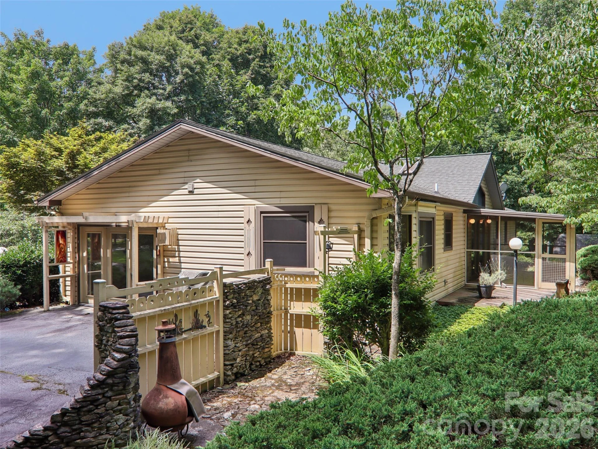 1 Bridle Path Court - Photo 41