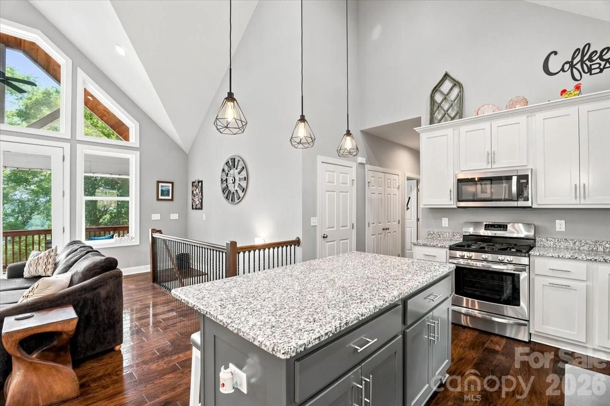 204 Mostert Drive - Photo 19