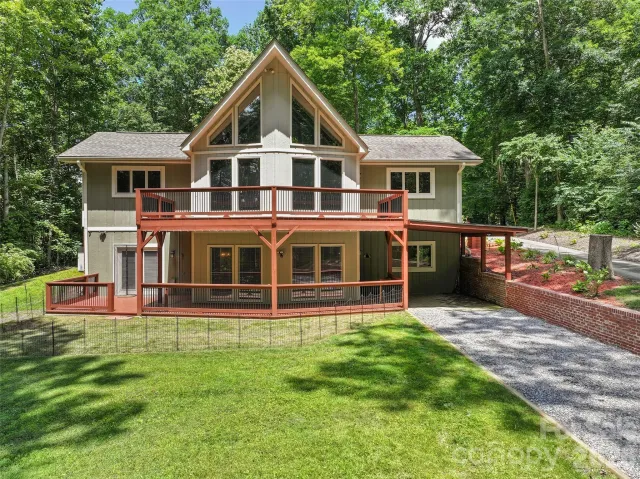 82 Sunburst Drive, Waynesville, NC, 28786