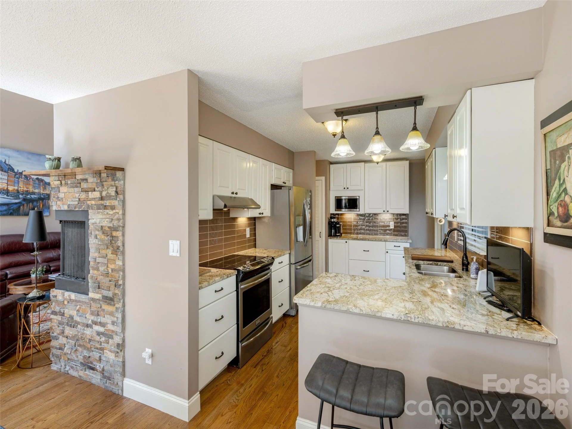 210 Claymoor Court - Photo 11