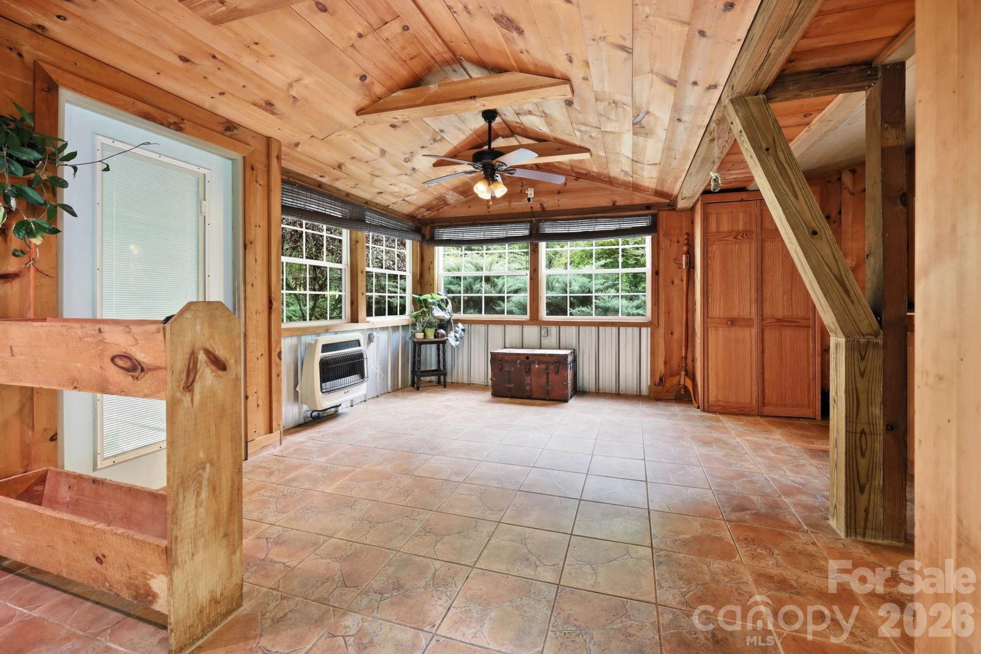 98 Secluded Cove - Photo 4