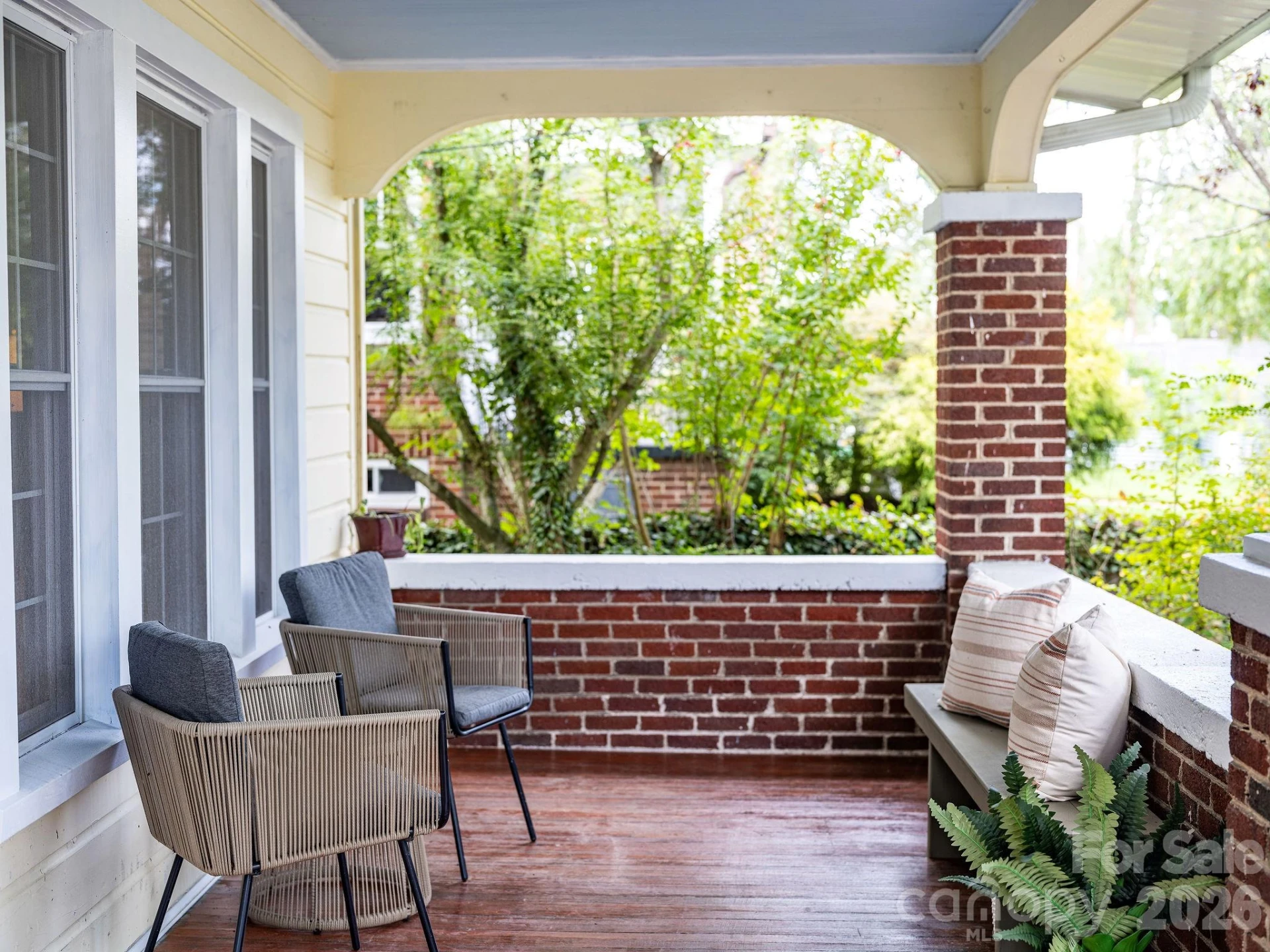 33 Fairfax Avenue - Photo 3