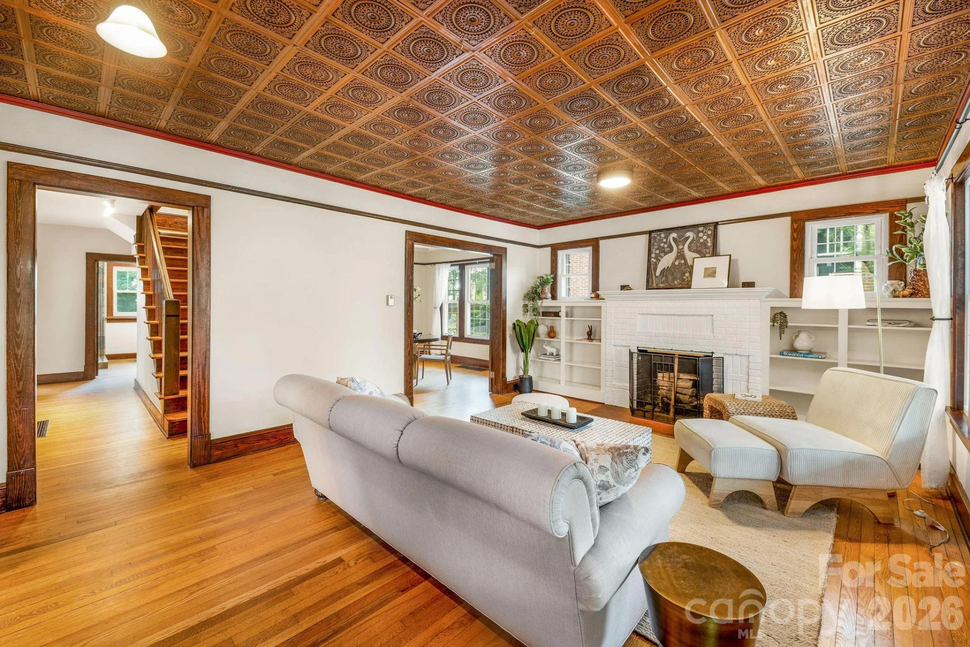 33 Fairfax Avenue - Photo 4