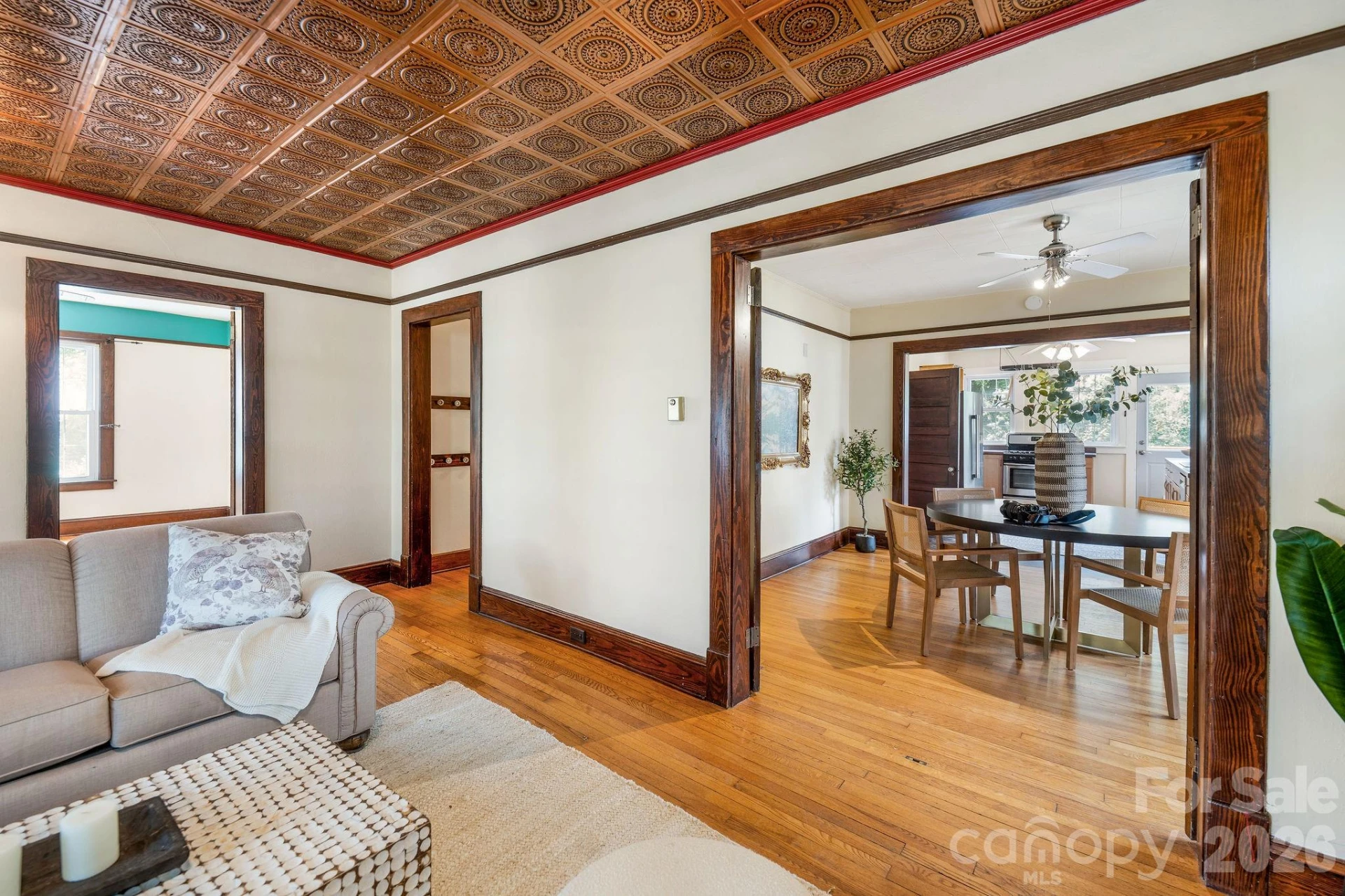 33 Fairfax Avenue - Photo 10